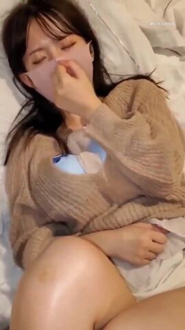 娇羞大美女
